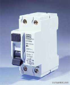 邻居的零线我的火线我家电表会转吗 借用邻居火线电表走吗