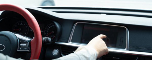 汽车挂件挂什么好