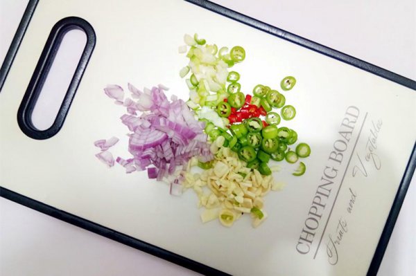 鸡蛋煮多久能变成溏心蛋