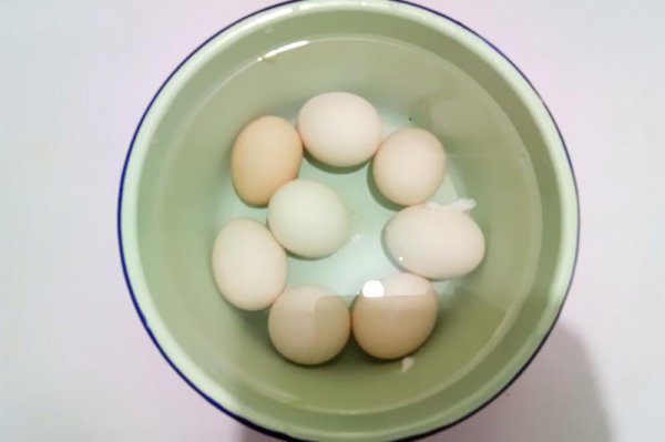 鸡蛋煮多久能变成溏心蛋