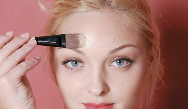 化妆前需要涂什么