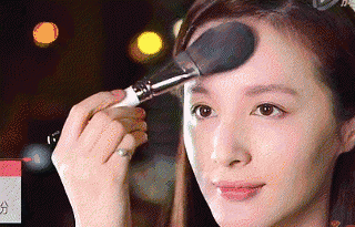 化妆前需要涂什么