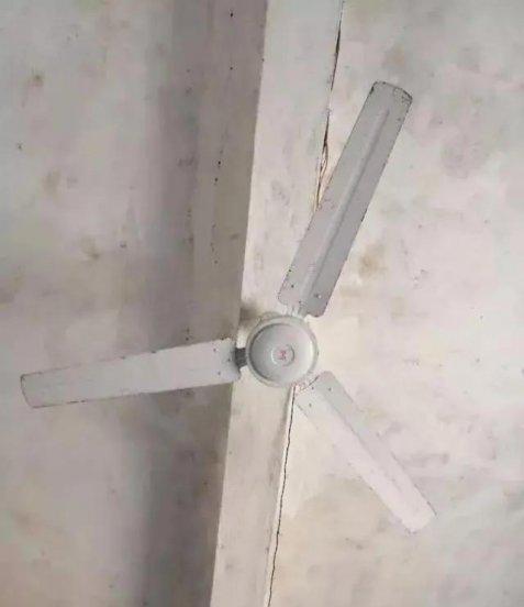 膨胀挂钩挂吊扇安全吗