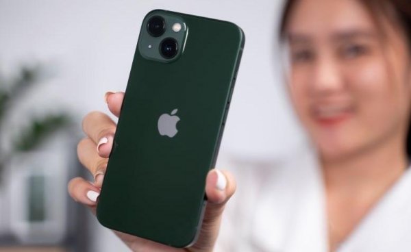 苹果13长度是多少厘米