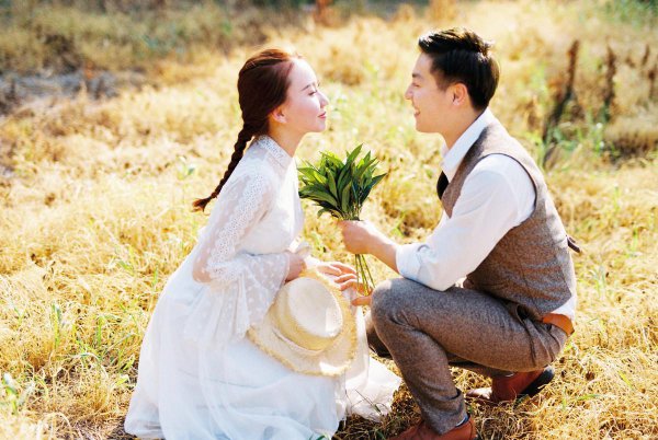 两个暧昧的人突然冷下来了