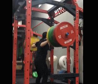 深蹲70kg是什么水平