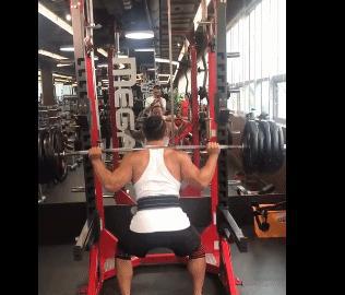 深蹲70kg是什么水平