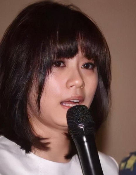 贾静雯个人资料简历