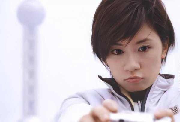 贾静雯个人资料简历