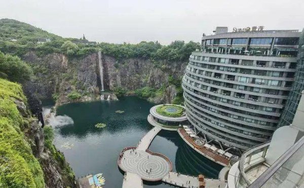 全国著名的极具特色酒店