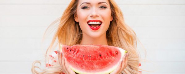 挑西瓜怎么样才甜度高呢