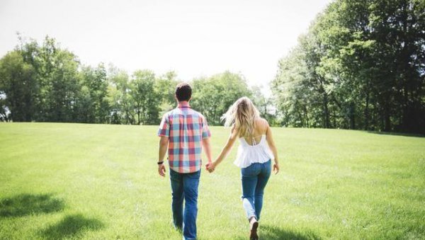 女朋友闹分手怎么挽留