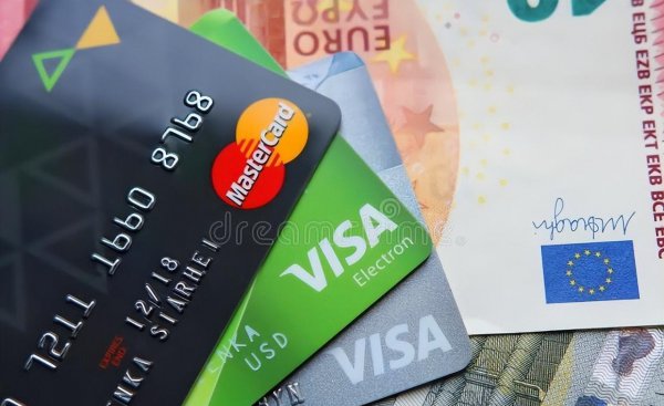 补办银行卡还是原来的卡号吗