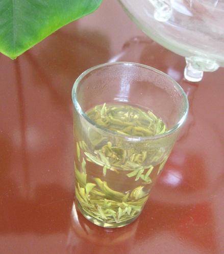 茶水可以浇花吗