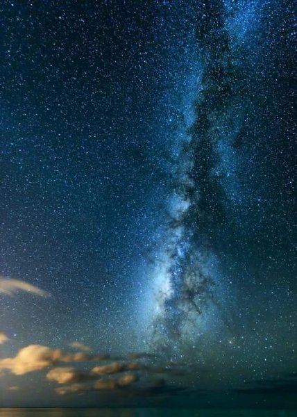 肉眼可见的星星是多久之前的光