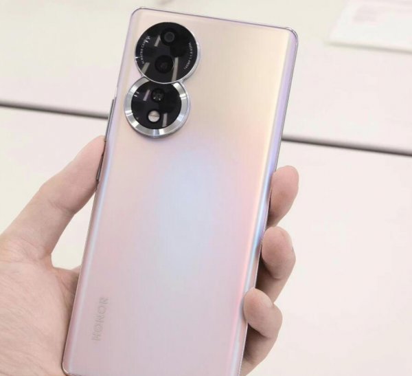 华为nova和荣耀哪个好用