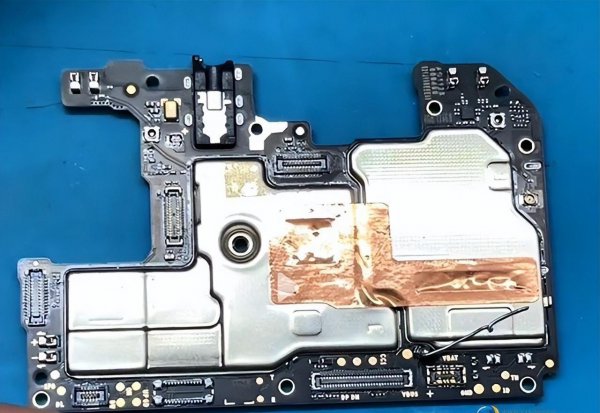 苹果手机主板坏了有必要修吗