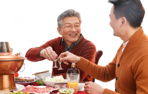 一瓶白酒有多少斤