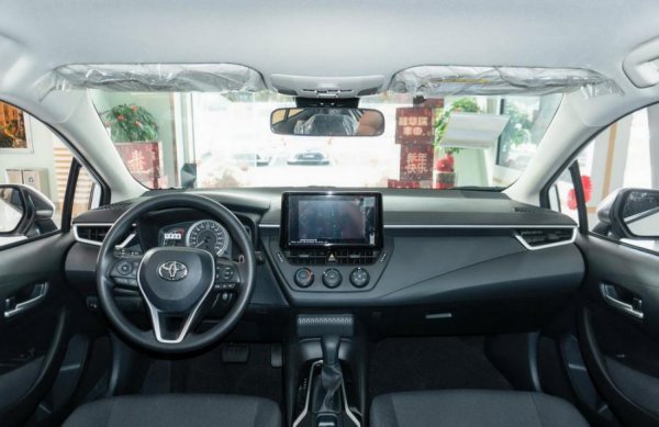 雷凌和卡罗拉哪个性价比更高一些