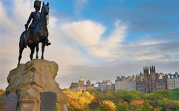 爱丁堡是哪个国家的城市