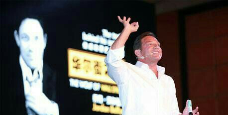 华尔街之狼原型人物是谁