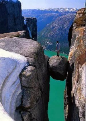 挪威有多少人口面积多大