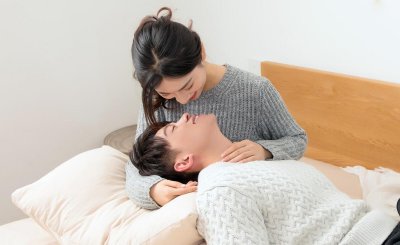 怎样让男朋友越来越爱你离不开你 让男人对你死心塌地