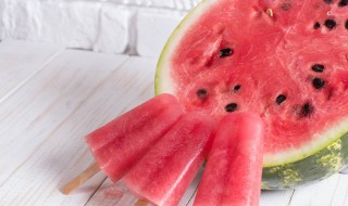 西瓜能和海带一起吃吗 西瓜和海带可以一起吃吗