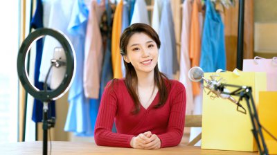 网络直播带货的优缺点分析 如何看待直播带货利弊