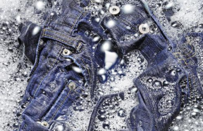 牛仔裤褪色有什么办法不让它褪色 防止掉色的10个方法