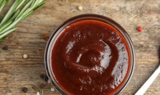 甜面酱放什么材料好吃 甜面酱适合放哪些材料好吃