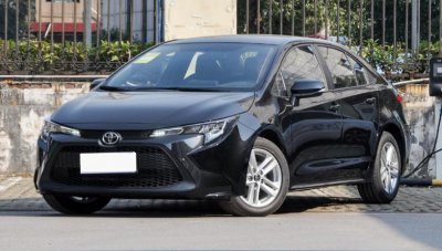 雷凌和卡罗拉哪个性价比更高一些 雷凌跟卡罗拉的区别