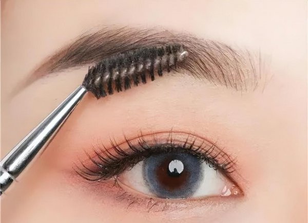 如何修眉具体步骤和图解