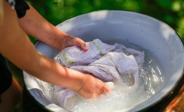 新买的衣服怎么洗最好