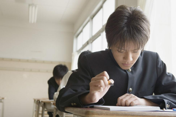 高考前一天晚上应该干什么事