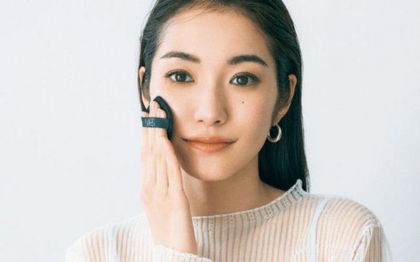 定妆粉和定妆喷雾哪个好用