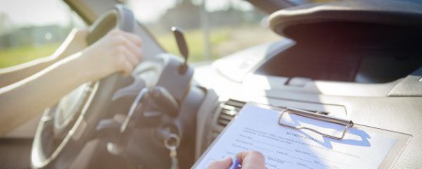 冬季汽车除霜最好方法