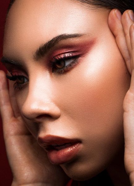 为什么会卡粉浮粉起皮