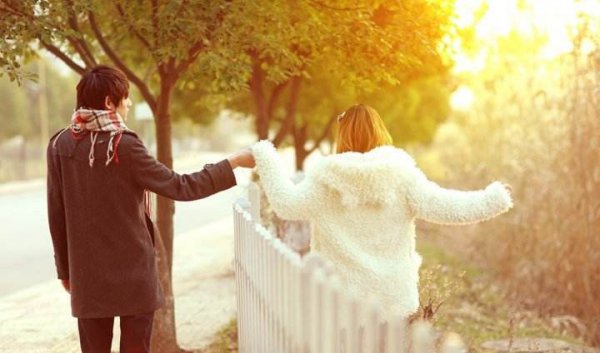 异地恋冷战三天了怎么办