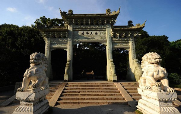 九华山在哪个位置