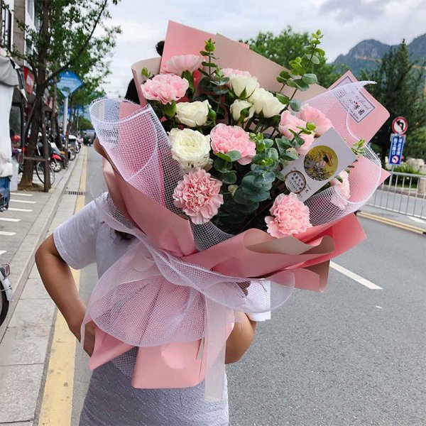 毕业送什么花合适