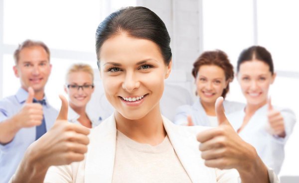 当领导在群里表扬你 你该怎么回复