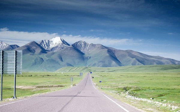 独库公路几月份去最好玩