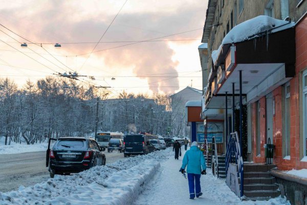 俄罗斯北冰洋沿岸的不冻港叫什么名字