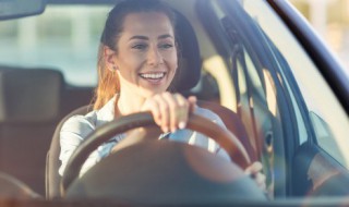 怎样判断是否要更换机油 判断是否要更换机油的方法