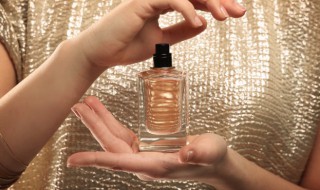 香水正确的使用方法 香水如何正确使用呢