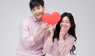 异地情侣杯子上刻什么字好 异地情侣杯子上刻啥字好