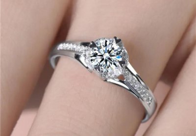 国内钻石品牌排行榜 中国内地热销钻戒品牌有哪些