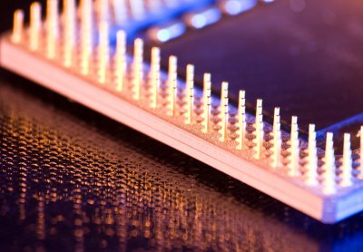 iNTel和amd哪个好 英特尔和AMD谁更值得买