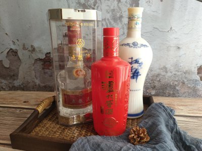白酒标准号怎么区分粮食酒和勾兑酒 纯粮白酒鉴别方法